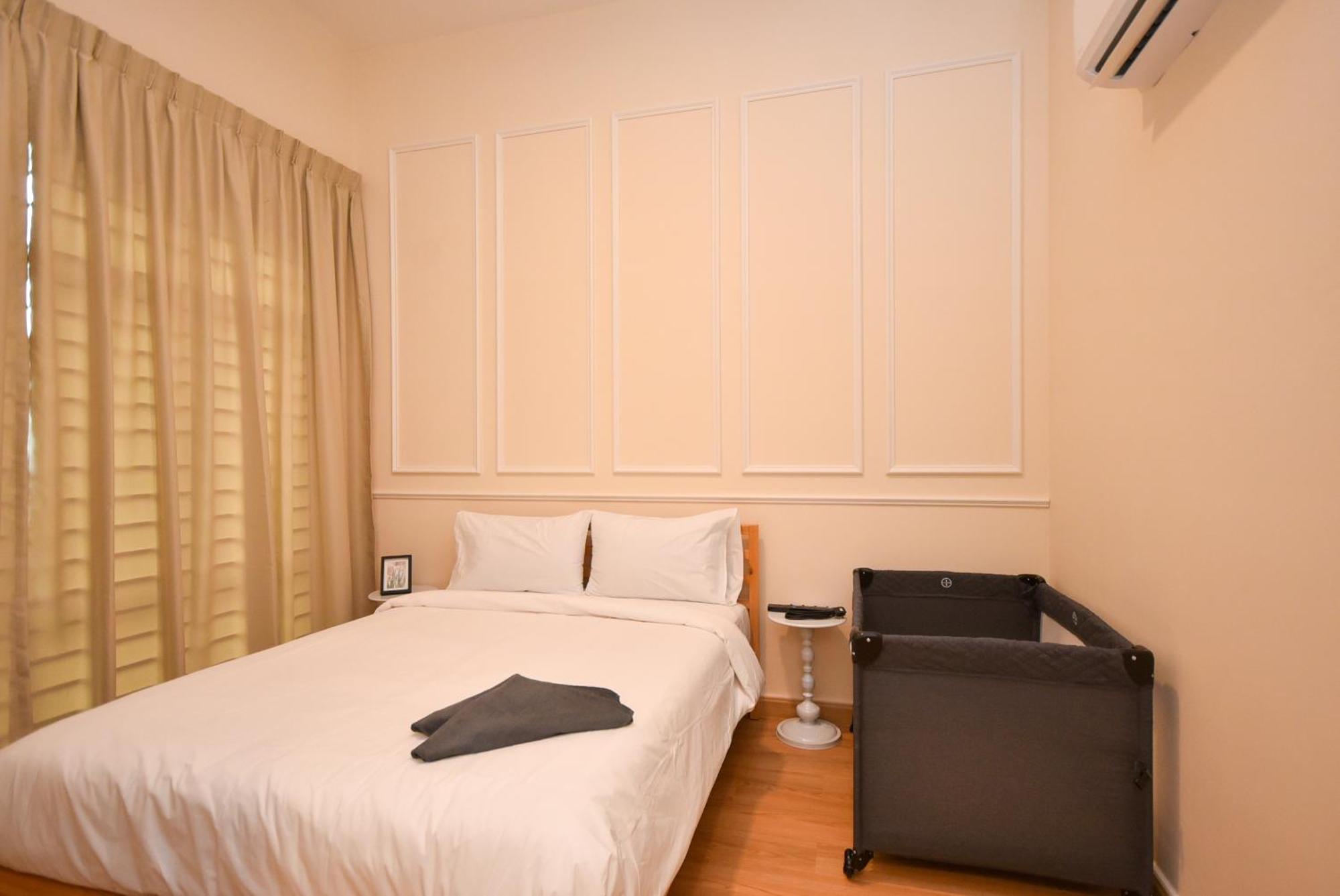 Manhattan Theme By Nest At Austin Heights